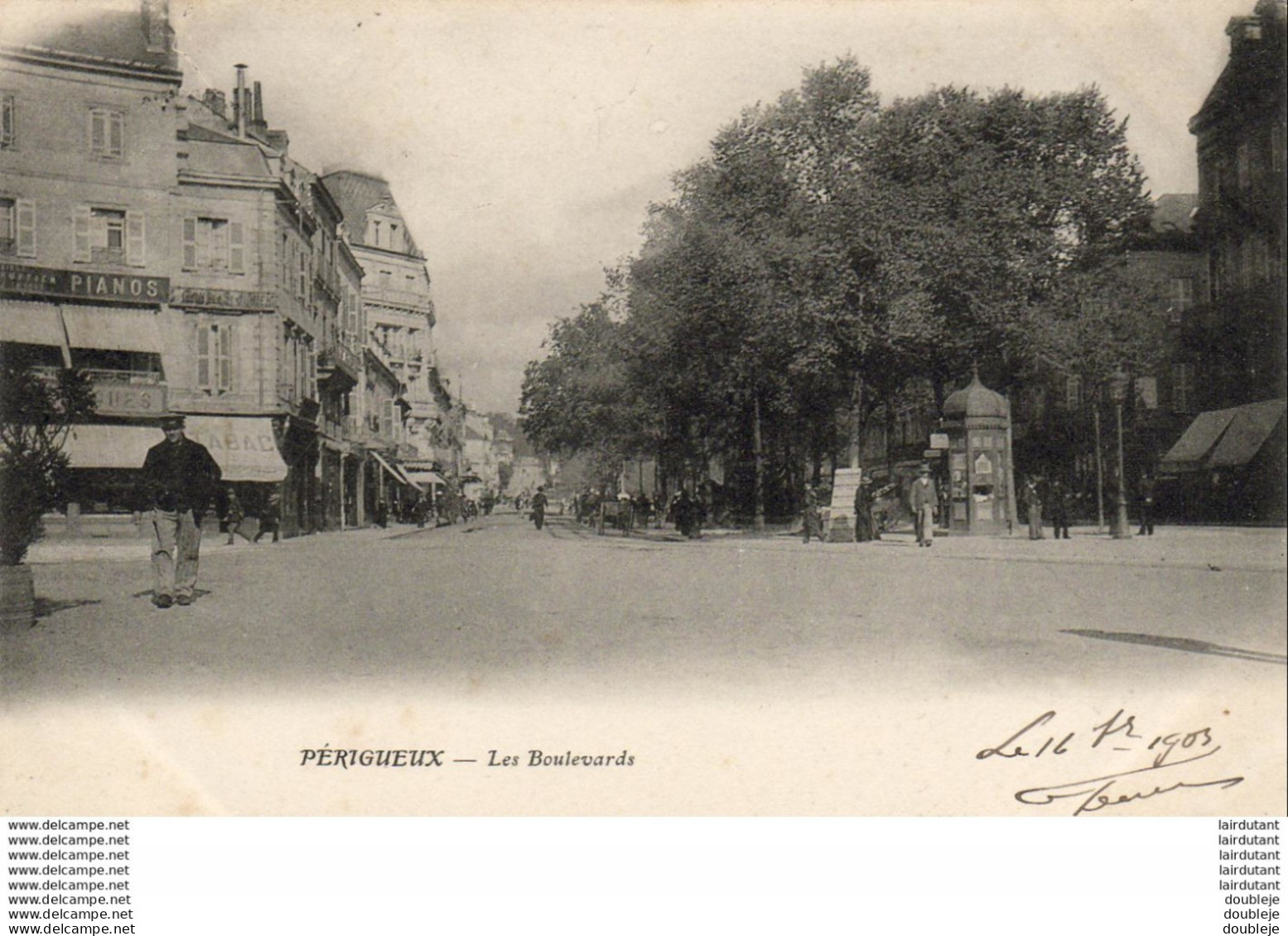 D24  PERIGUEUX    Les Boulevards - Périgueux