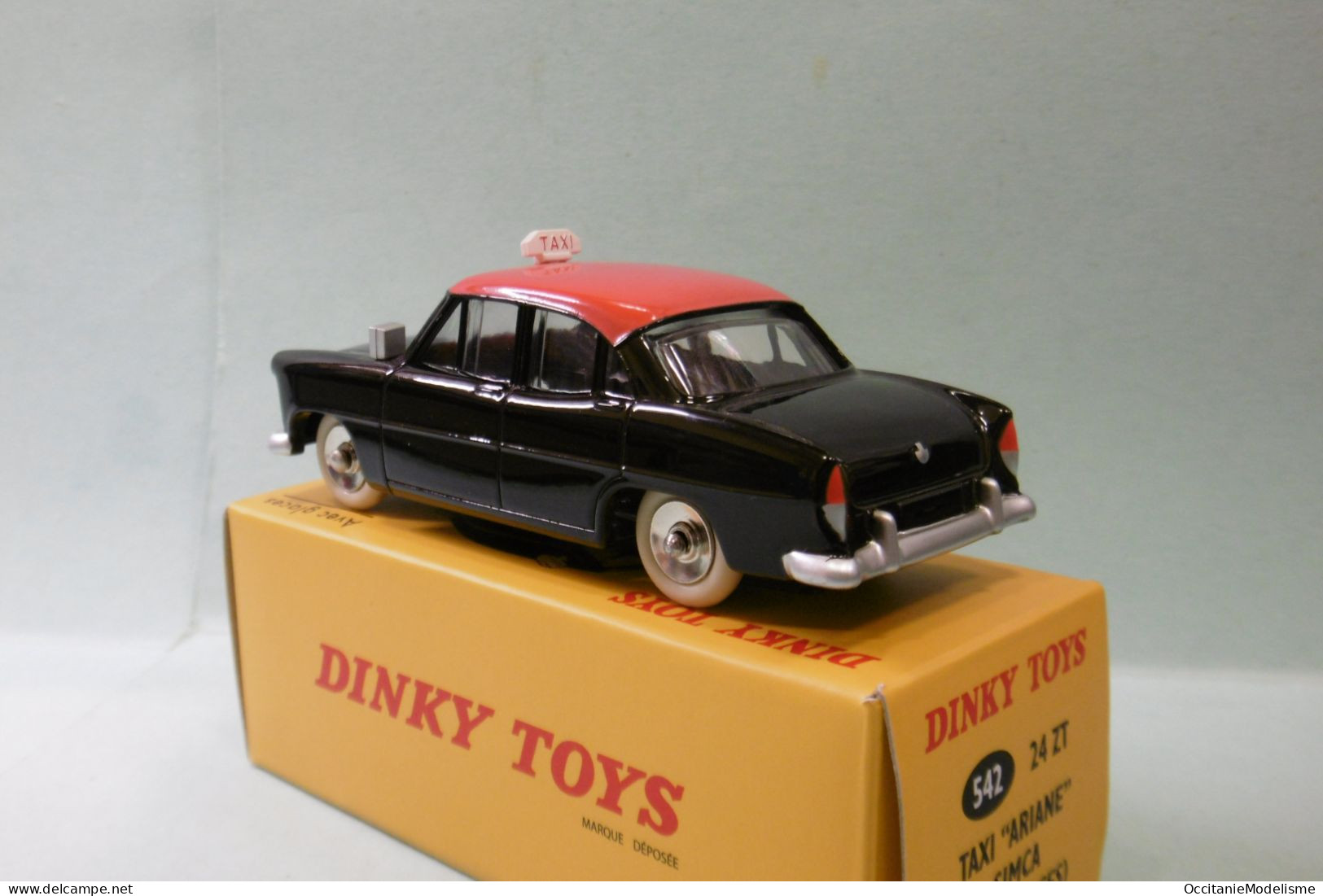 Dinky Toys / Atlas - SIMCA ARIANE TAXI Noir Réf. 542 24 ZT BO 1/43 - Dinky