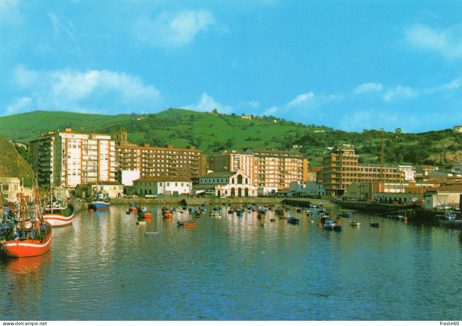 Laredo - Vista Parcial Del Puerto - Cantabria (Santander)