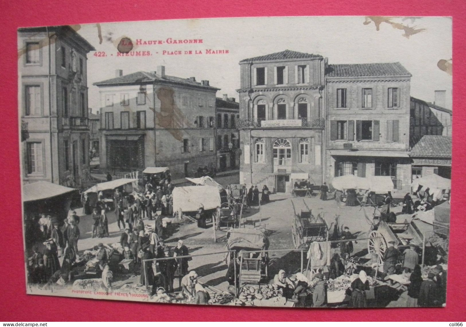 31 Rieumes 1917 Place De La Mairie Marché Très Animée éditeur Labouche N°422 Dos Scanné - Other & Unclassified