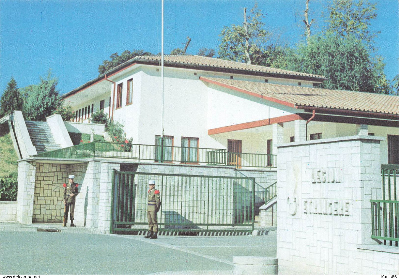 Aubagne * La Légion étrangère * Le Quartier Viénot , L'entrée Et Le Poste De Sécurité * Foreign Legion - Aubagne