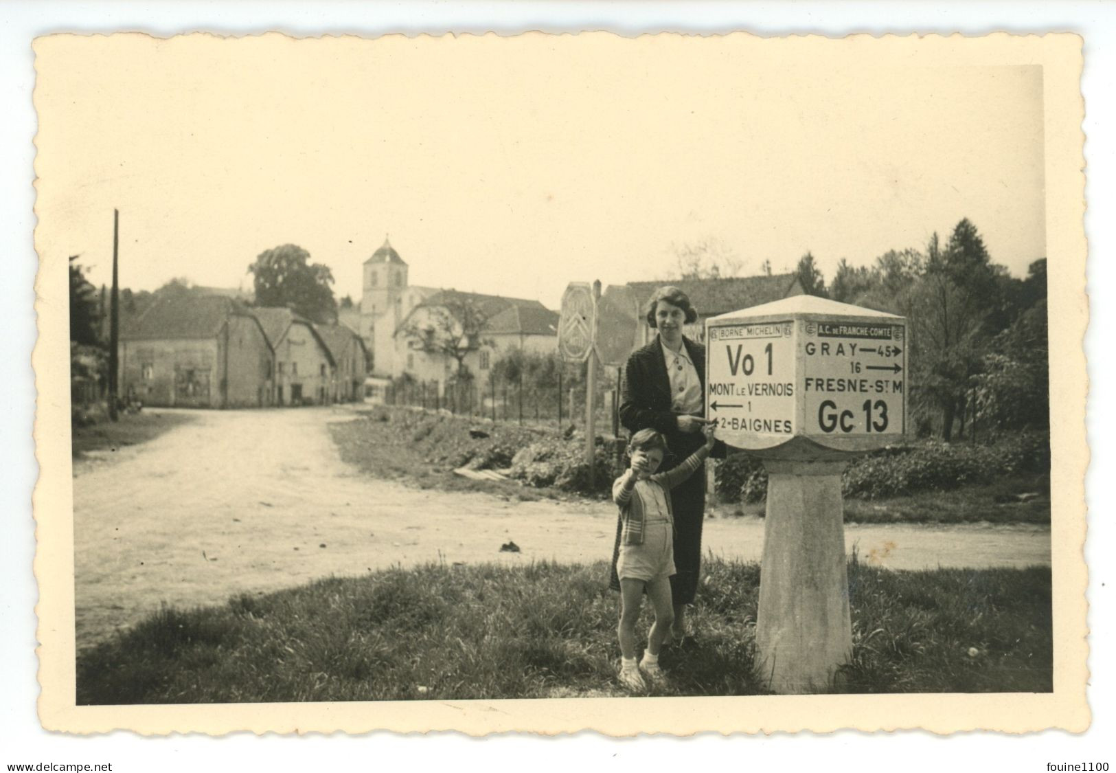 PHOTO SOUPLE Format 11,8 X 7,8 Cm VELLE LE CHATEL 70 Borne Michelin Baignes Mont Le Vernois Gray Fresne Saint Mames - Sonstige & Ohne Zuordnung