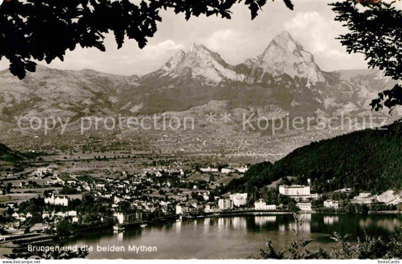 12643789 Brunnen Vierwaldstaettersee SZ Panorama Mit Blick Zu Den Mythen Schwyze - Autres & Non Classés