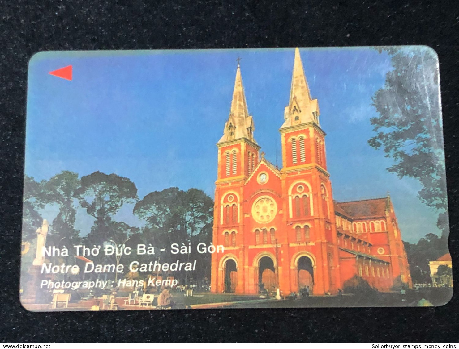 Card Phonekad Vietnam(NOTRE DAME CATHEDRAL 60 000dong-1996)-1pcs - Vietnam