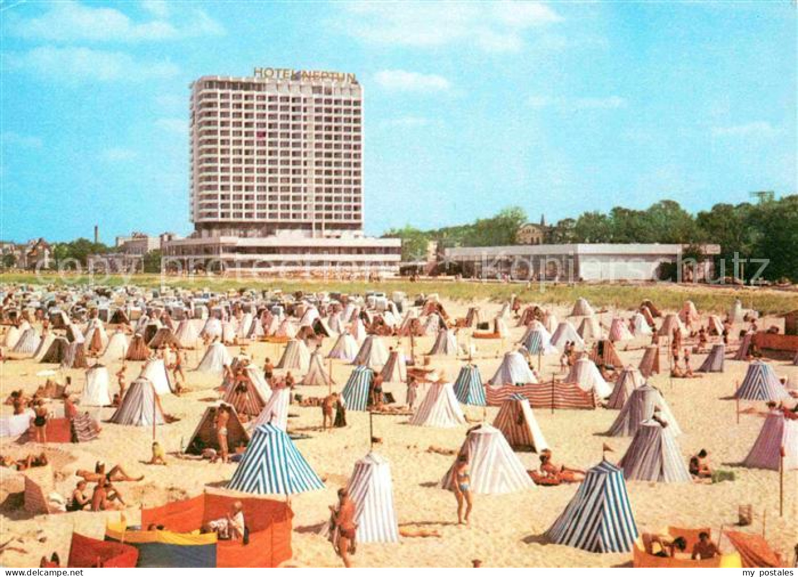 72742128 Warnemuende Ostseebad Strand Mit Hotel Neptun Warnemuende - Rostock