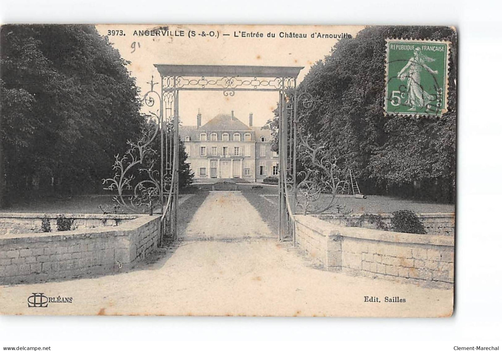 ANGERVILLE - L'Entrée Du Château D'Arnouville - Très Bon état - Angerville