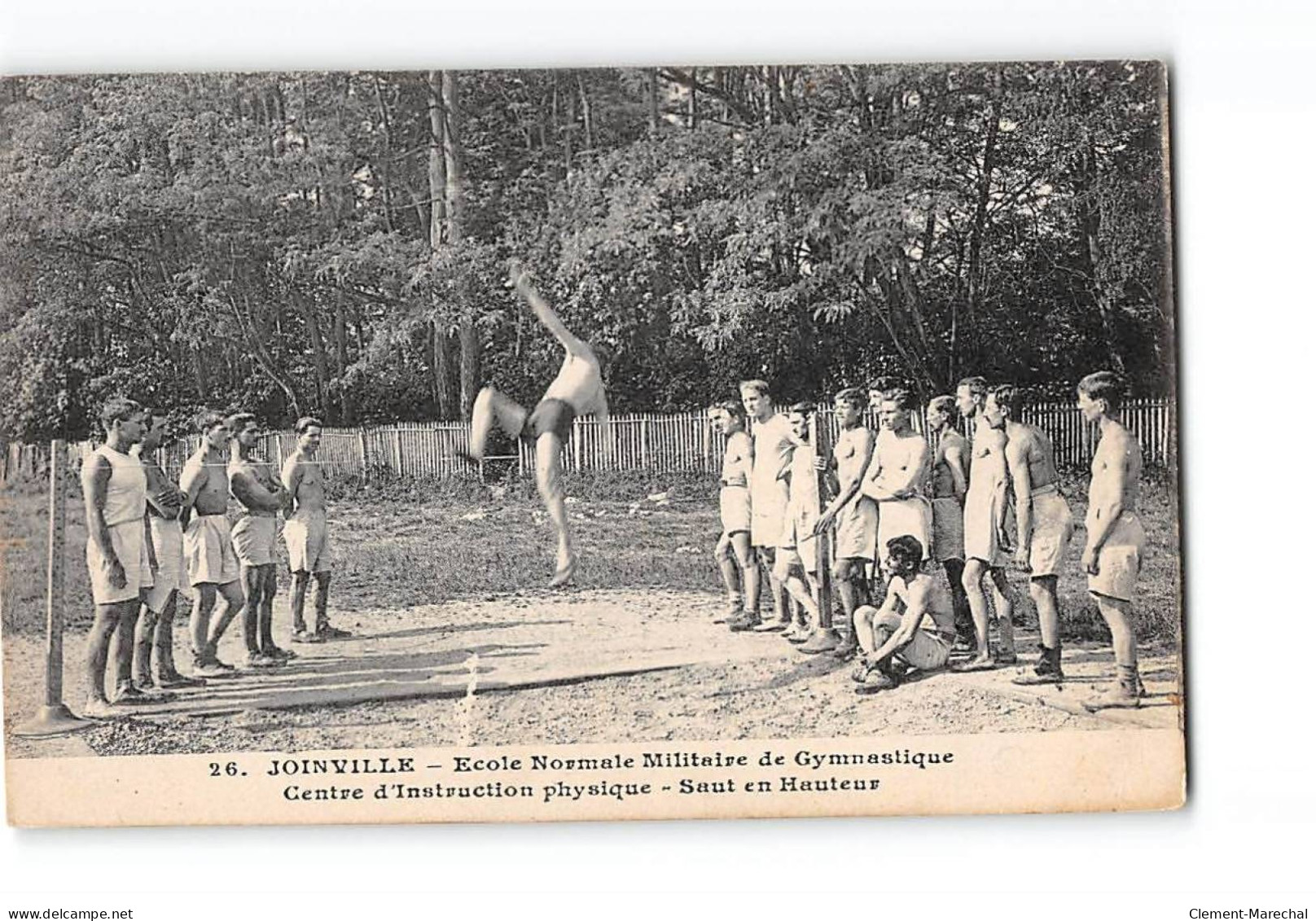 JOINVILLE LE PONT - Ecole Normale Militaire De Gymnastique - Centre D'instruction Physique - Saut - Très Bon état - Joinville Le Pont