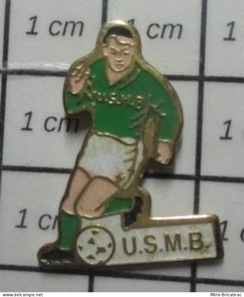 912b Pin's Pins / Beau Et Rare / SPORTS / Allez Les Verres ! CLUB FOOTBALL USMB METALLOS BLAINVILLE S/ORNE - Football