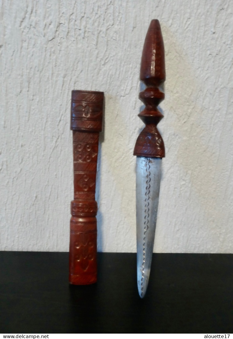 COUTEAU AFRICAIN - Knives/Swords