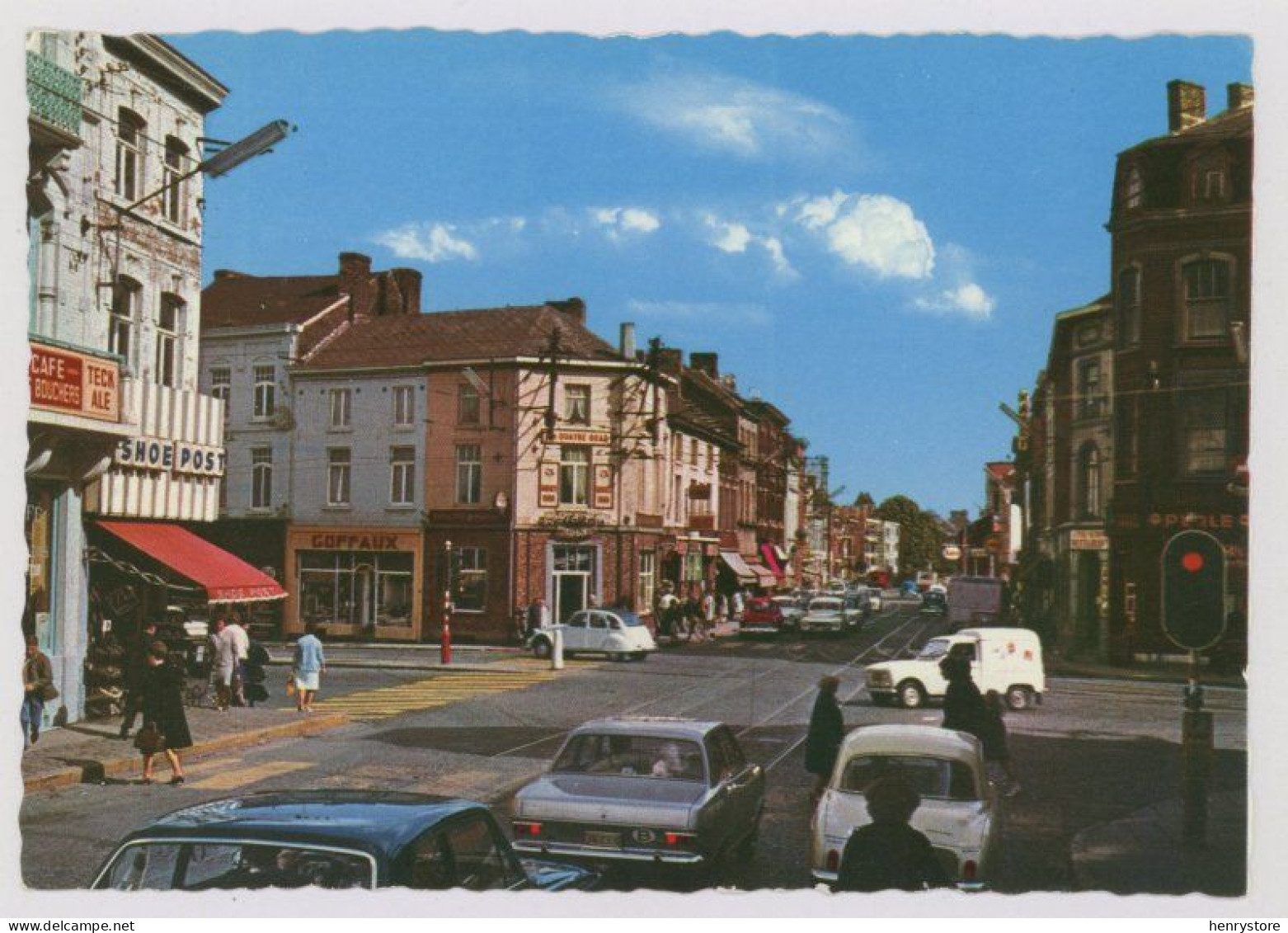 GILLY : Chaussée De Châtelet - Automobiles, 2CV, 4L - Années 70 (F8028) - Scenes