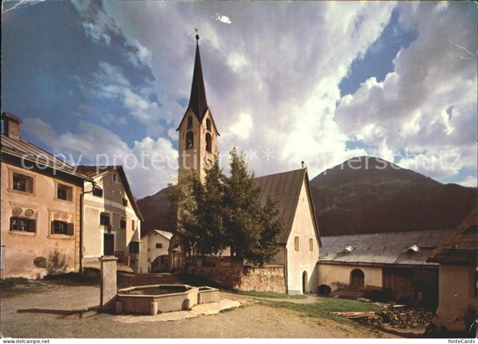 11880177 Guarda Inn Dorfplatz Brunnen Kirche Guarda - Other & Unclassified