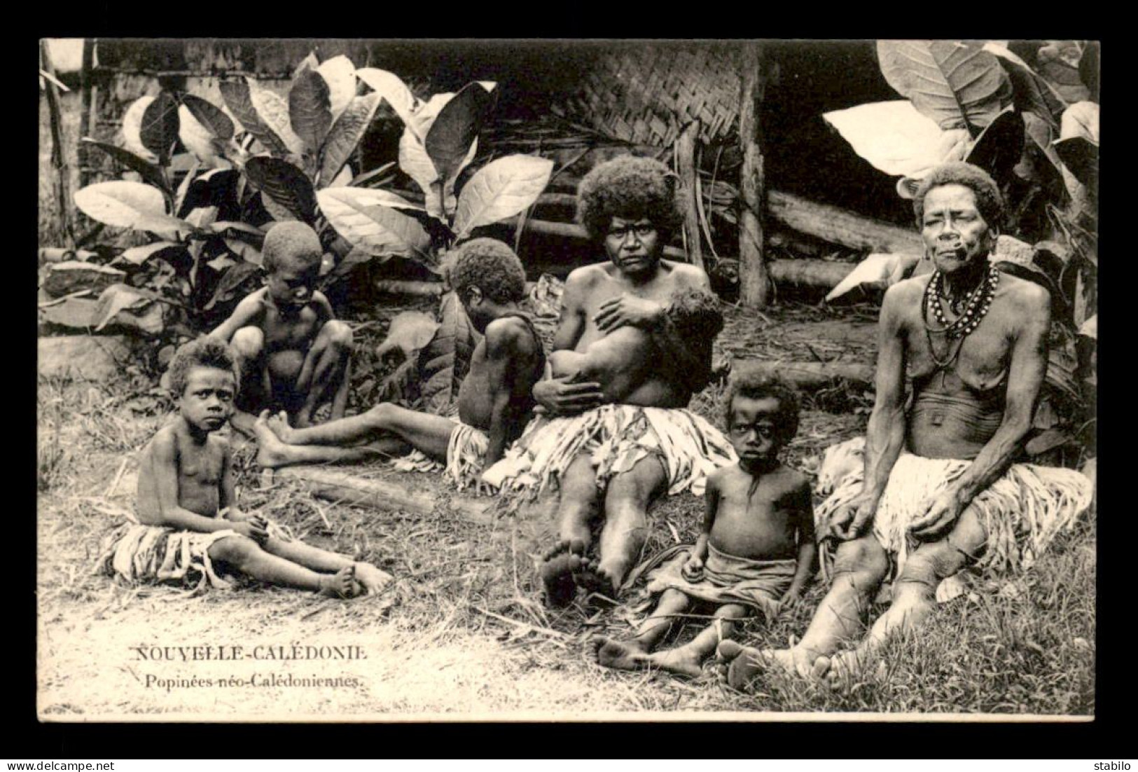 NOUVELLE CALEDONIE - POPINEES NEO-CALEDONIENNES - Nieuw-Caledonië