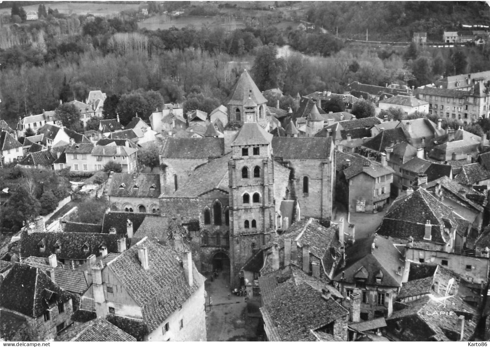 Beaulieu * Vue Aérienne Sur Le Village - Andere & Zonder Classificatie