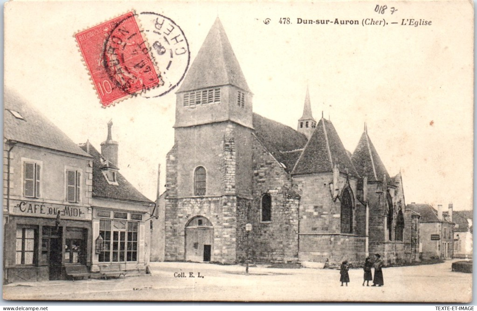 18 DUN SUR AURON - Vue De L'eglise.  - Dun-sur-Auron