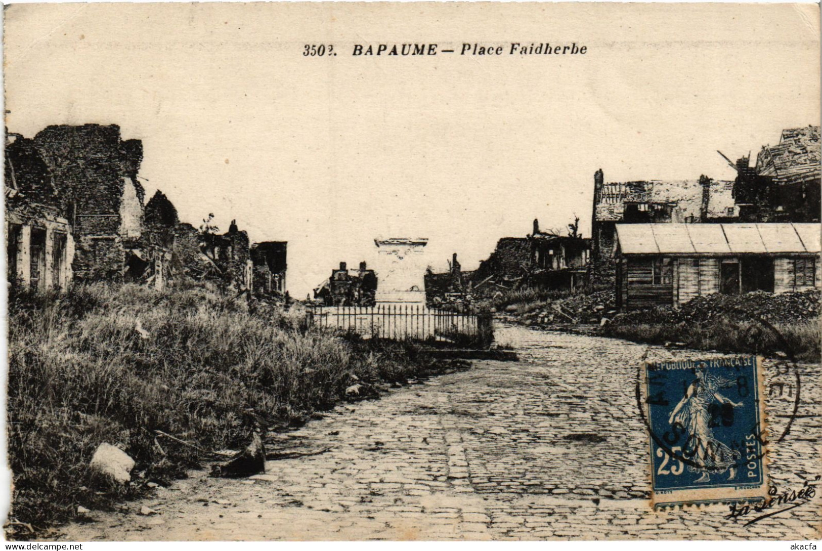 CPA Bapaume Place Faidherbe (1279992) - Bapaume