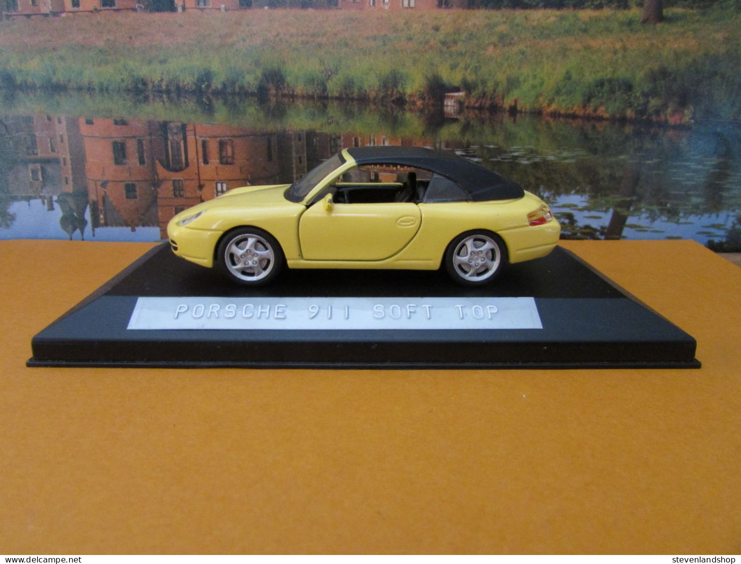 PORSCHE 911 SOFT TOP - Hot Wheels