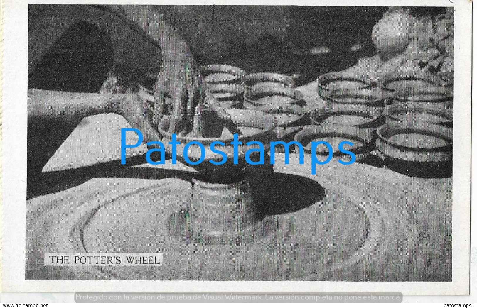 228969 NEPAL COSTUMES THE POTTER'S WHEEL POSTAL POSTCARD - Nepal