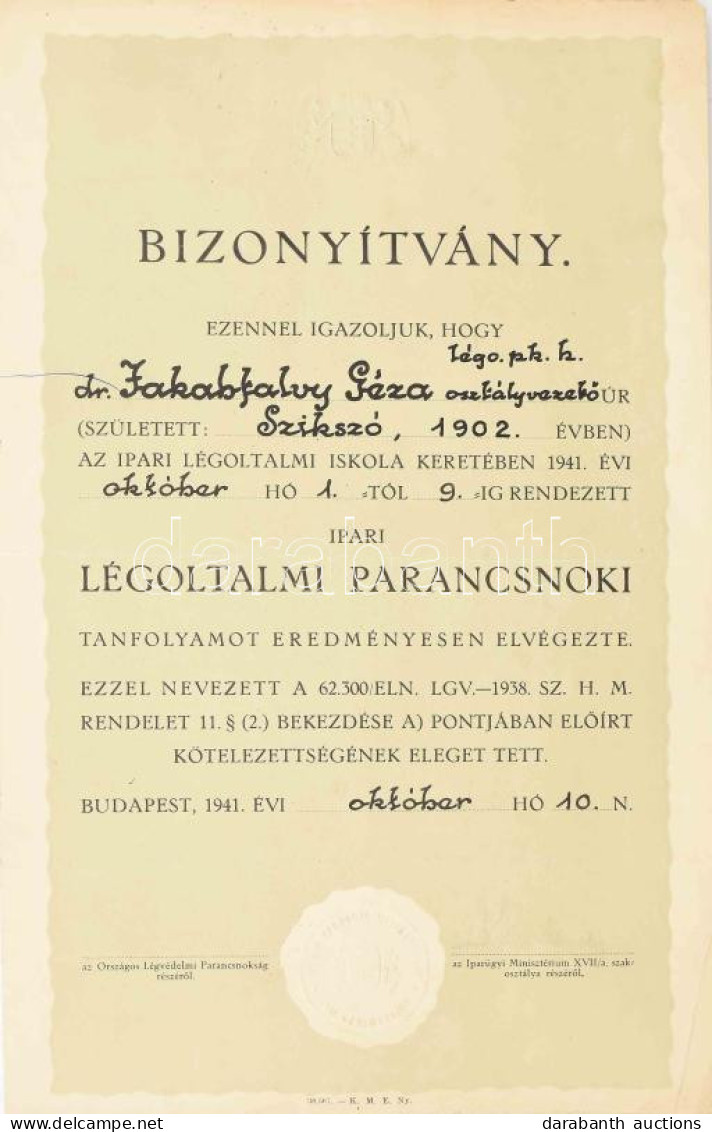 1941 Bizonyítvány A Légoltalmi Parancsnoki Tanfolyam Elvégzéséért, Szárazpecséttel - Sonstige & Ohne Zuordnung