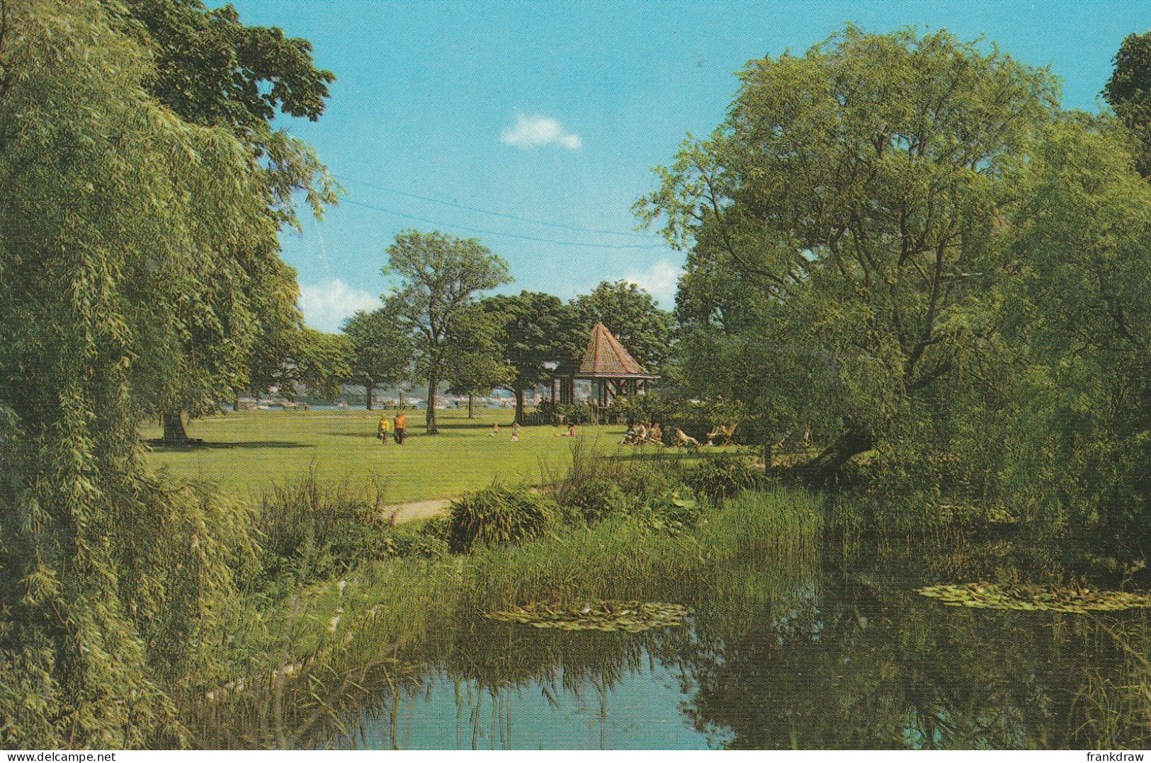 Postcard - Nicholas Everitt Park, - Oulton Broad - Card No.pt13321 - Very Good - Unclassified