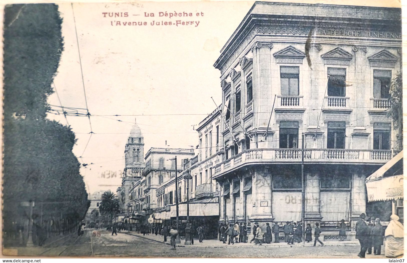 C. P. A. : Tunisie : TUNIS : La Dépèche Et L'Avenue Jules Ferry, Animé, En 1929 - Tunisie