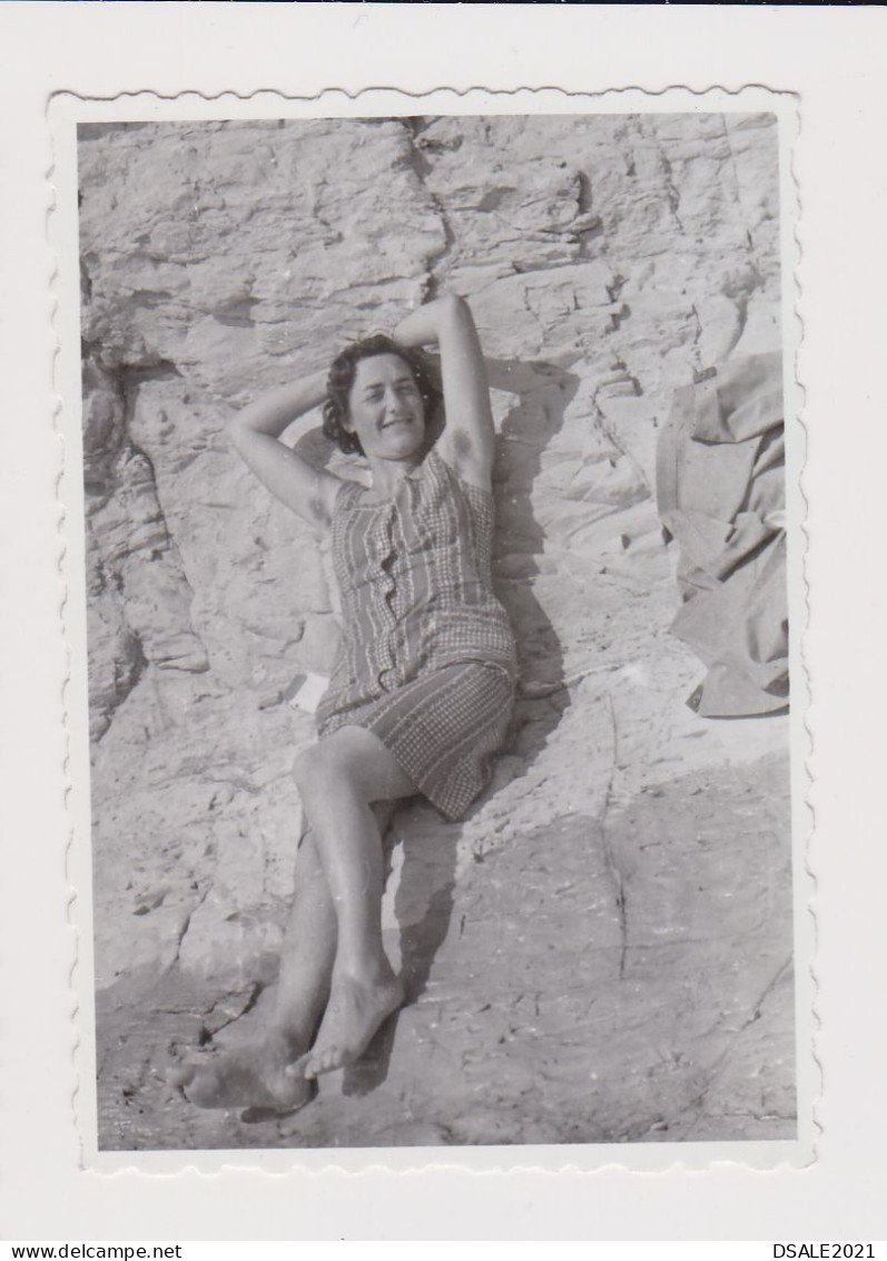 Woman, Summer Beach Pose, Hairy Armpits, Vintage Orig Photo Pin-up 5.8x8.4cm. (55570) - Pin-up