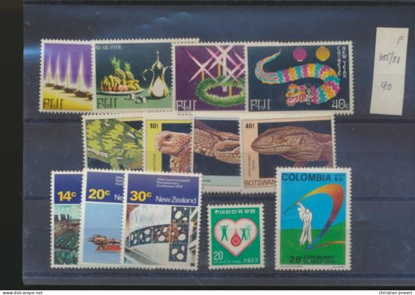 Monde  Lot Avec Séries  MNH XX - Collections (sans Albums)