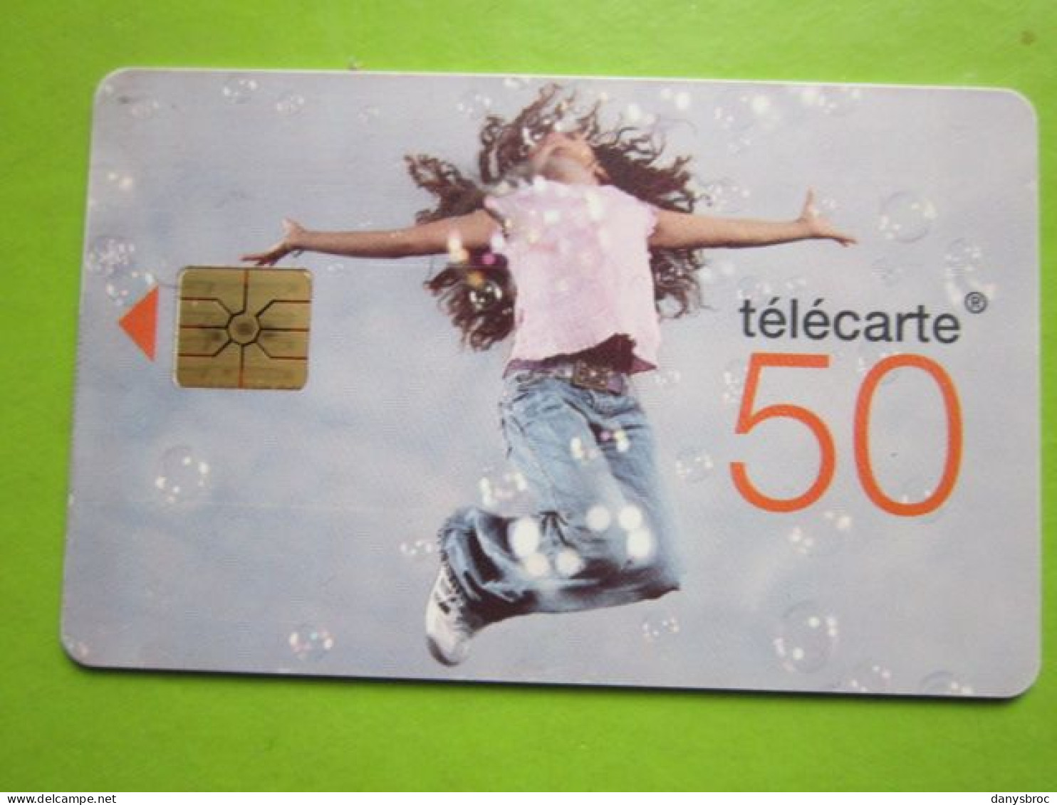 1/06/2010 - Télécarte 50 - 150000 CABINES - Telephones