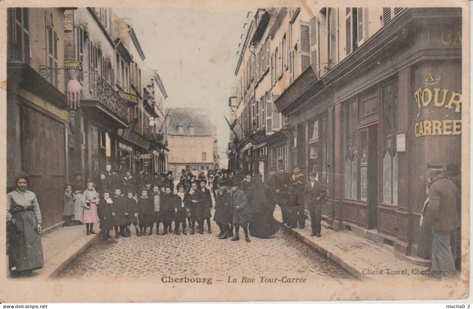 50 - CHERBOURG - LA RUE TOUR CARREE - COULEURS - Cherbourg