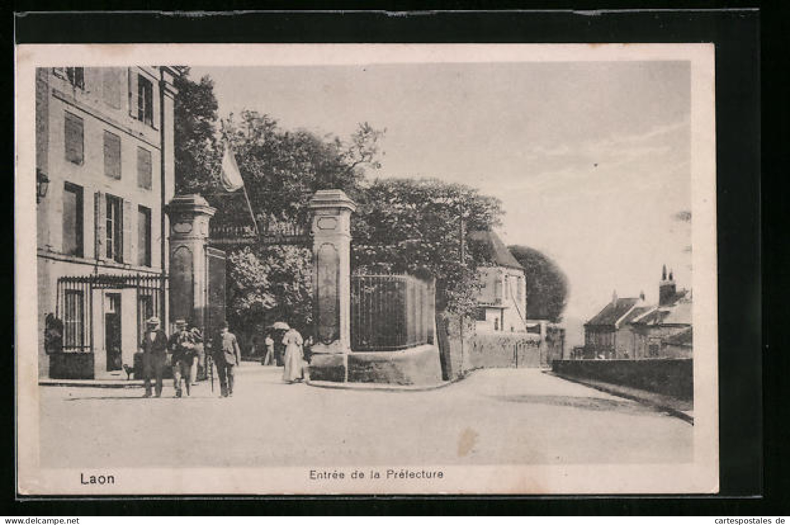 CPA Laon, Entrée De La Préfecture  - Laon