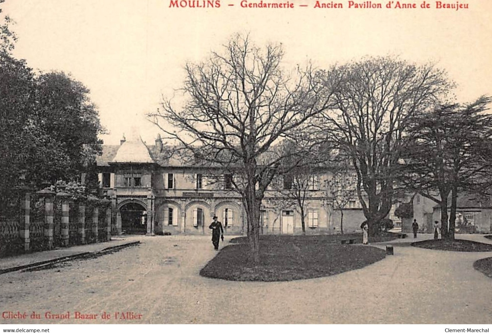 MOULINS : Gendarmerie, Ancien Pavillon D'anne De Beaujeu - Tres Bon Etat - Moulins