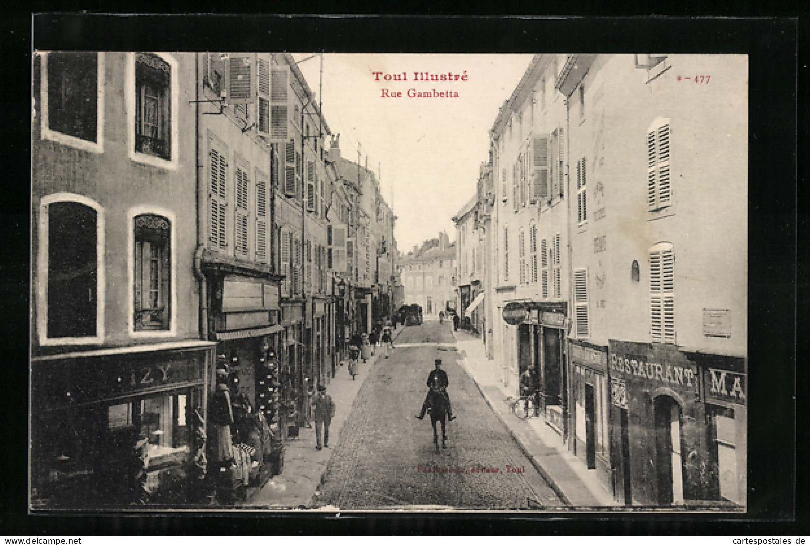 CPA Toul, Rue Gambetta, Vue De La Rue  - Toul