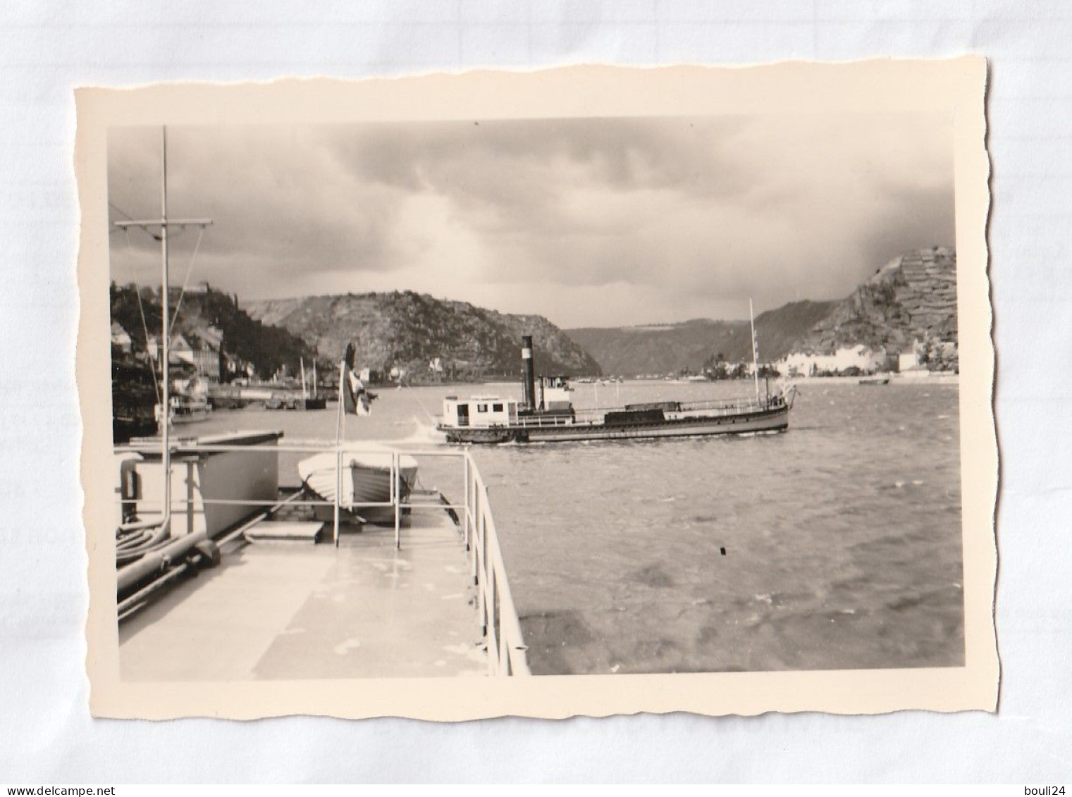 PHOTO 9 X 7  LE BATEAU DE Dechargement     NAVIGUANT SUR LE RHIN - Autres & Non Classés