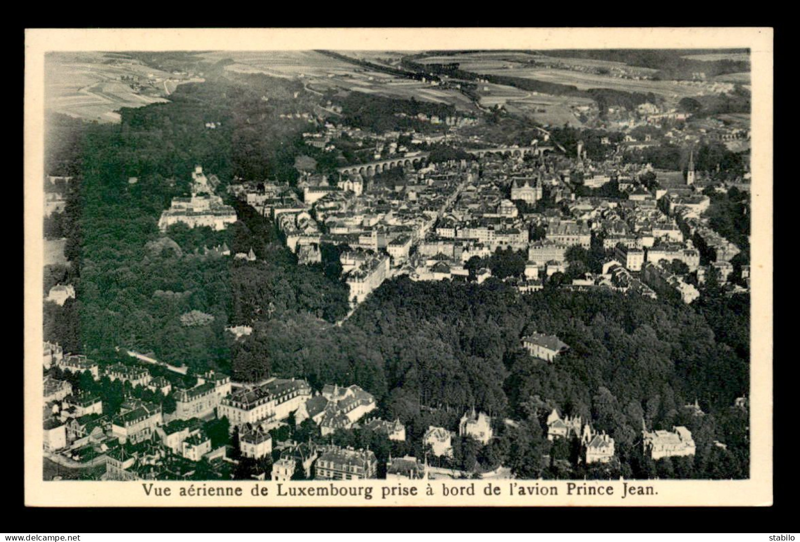 LUXEMBOURG-VILLE - VUE AERIENNE PRISE  A BORD DE L'AVION PRINCE JEAN - Luxemburg - Stadt