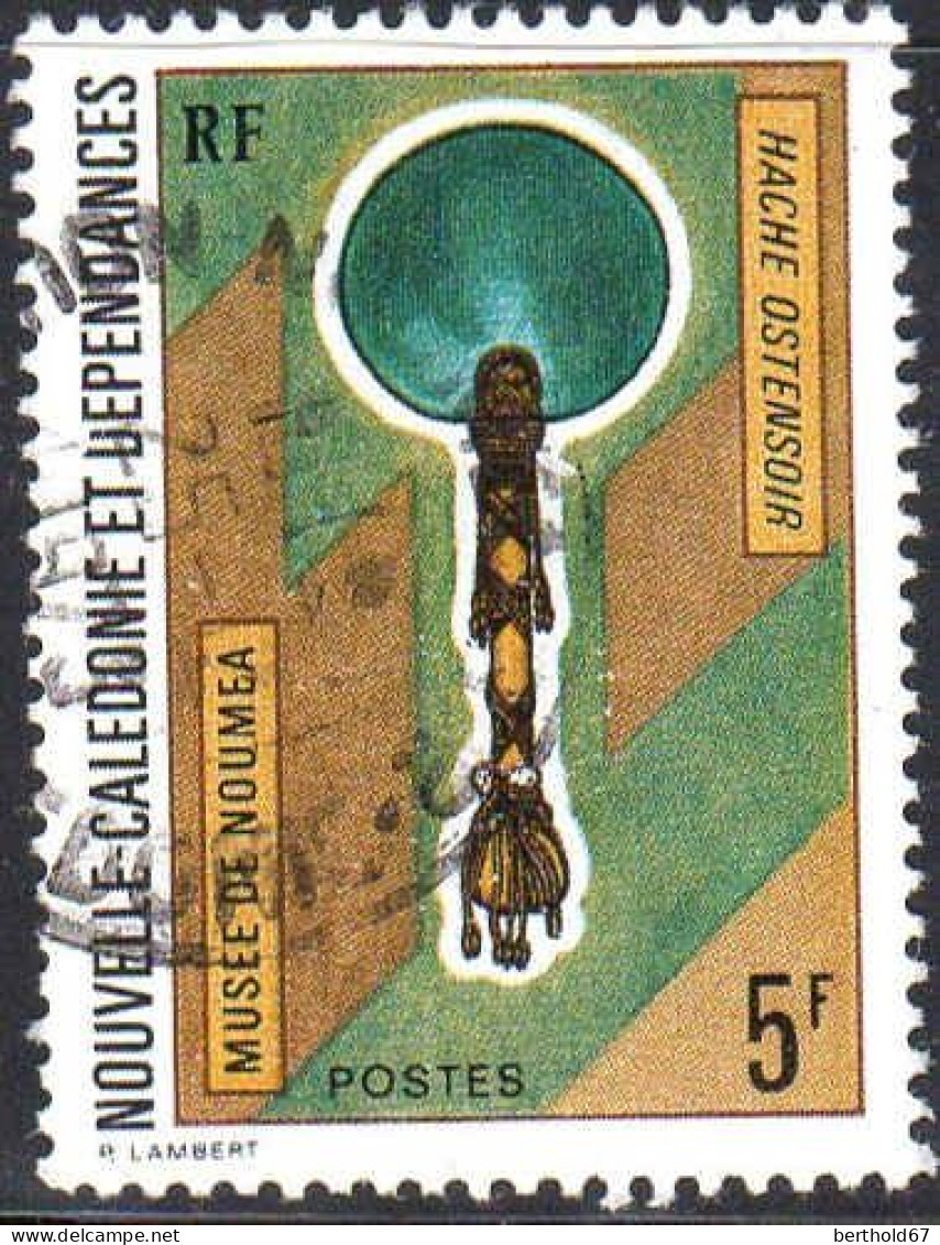 Nle-Calédonie Poste Obl Yv: 383 Musée De Nouméa Hache Ostensoir (Beau Cachet Rond) - Gebraucht