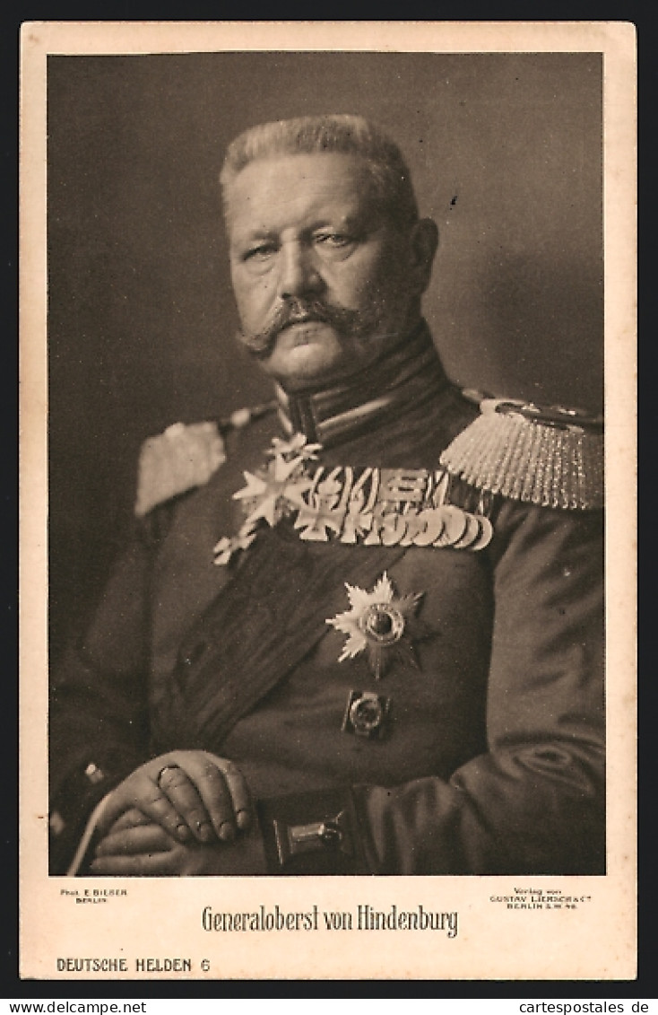 AK Generalfeldmarschall Paul Von Hindenburg In Uniform Mit Ordenspange  - Historical Famous People