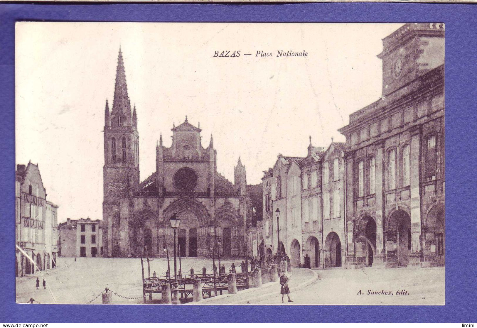 33 - BAZAS - PLACE NATIONALE -  - Bazas