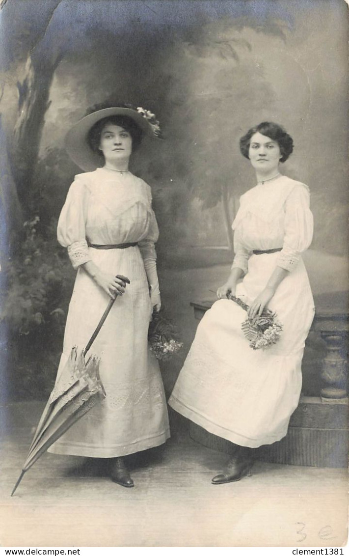 Nice Carte Photo Portrait De Deux Femmes Photographe Fevrot 45 Boulevard Dubouchage - Andere & Zonder Classificatie