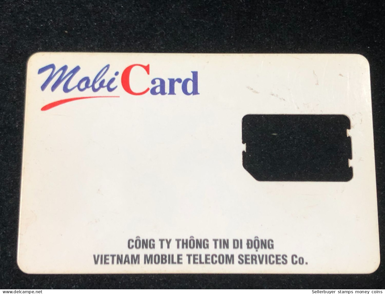 Vietnam This Is A Vietnamese Cardphone Card From 2001 And 2005(mobi Card)-1pcs - Viêt-Nam