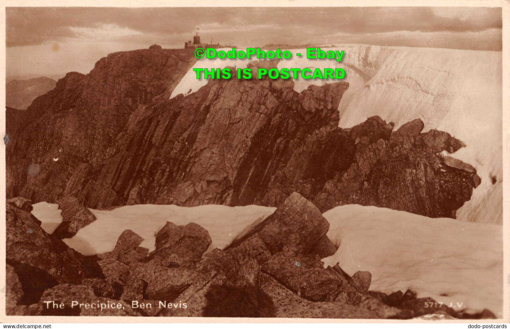 R455875 The Precipice. Ben Nevis. 5717. J. V. RP - Monde