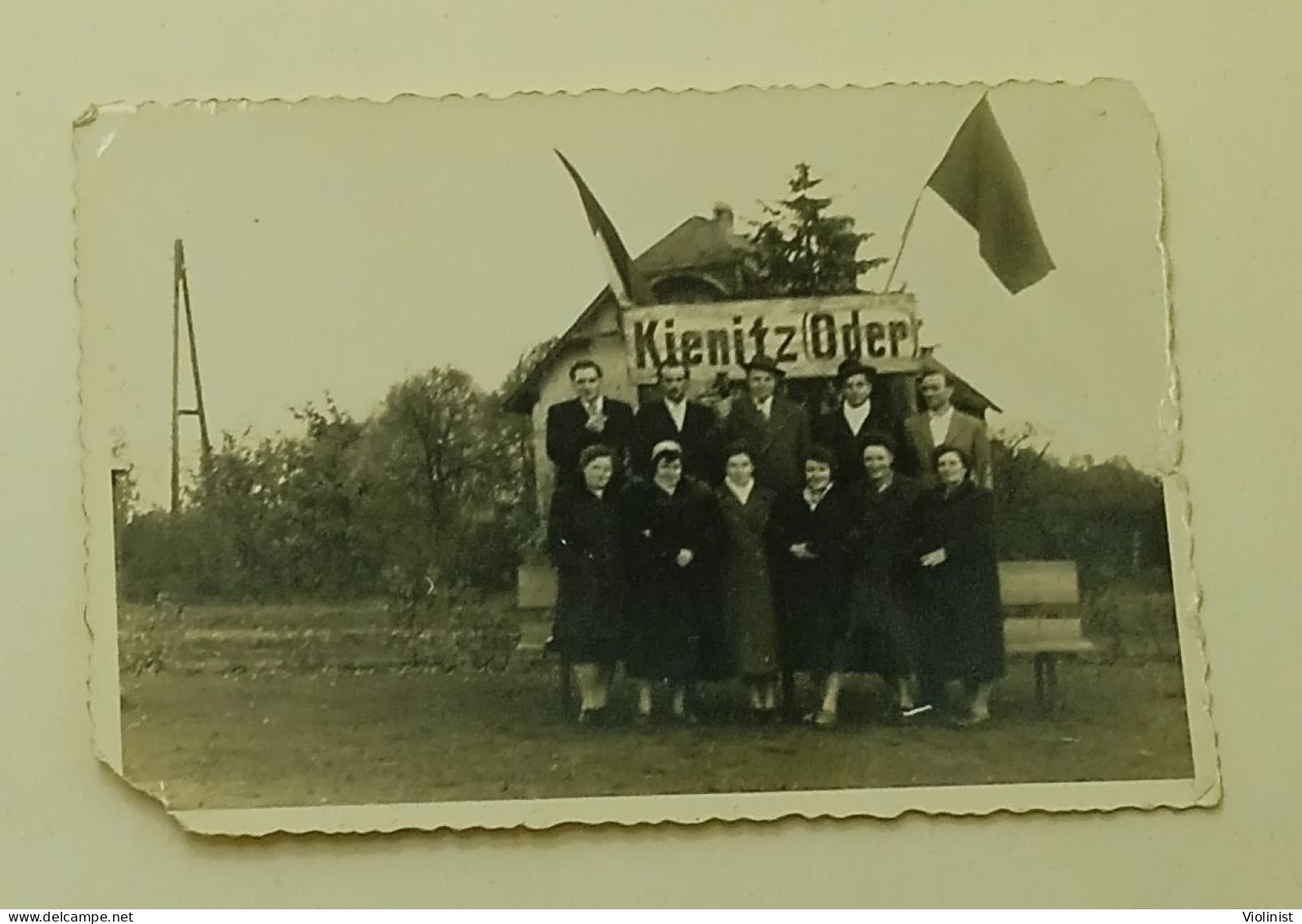 Germany-People Near Flags And Banners Kienitz(Oder) - Lieux