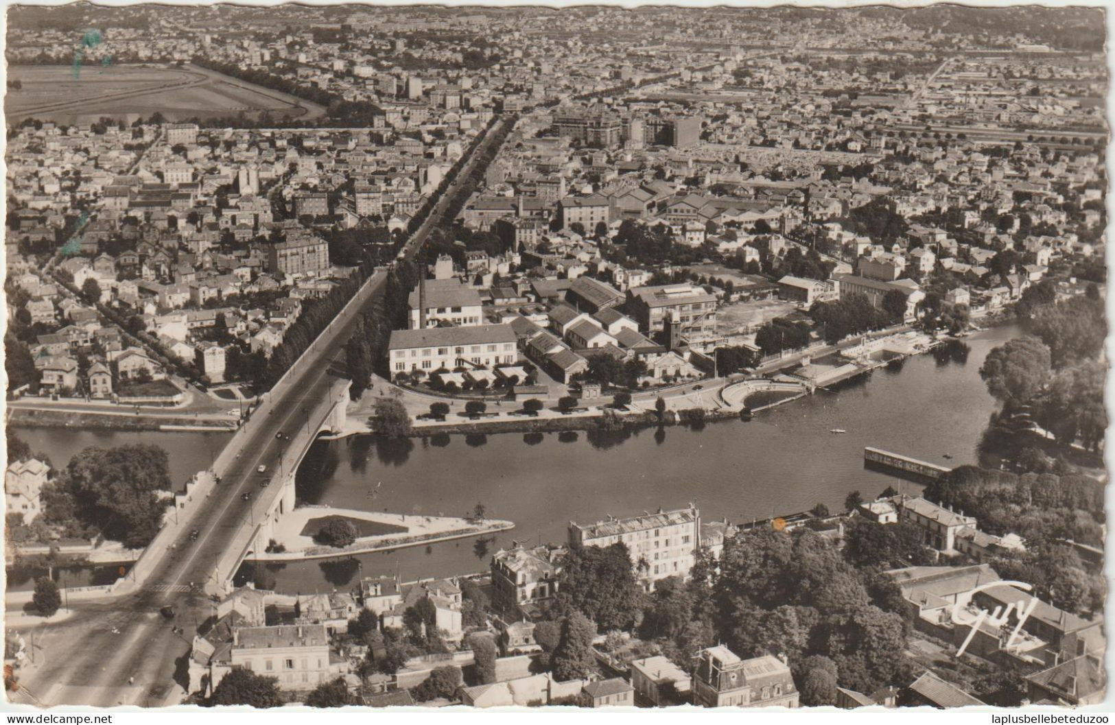 CPSM PHOTO - 94 - JOINVILLE LE PONT - Vue Aérienne - Le Pont De JOINVILLE Sur La Marne Et La Ville - Vers 1950 - Joinville Le Pont