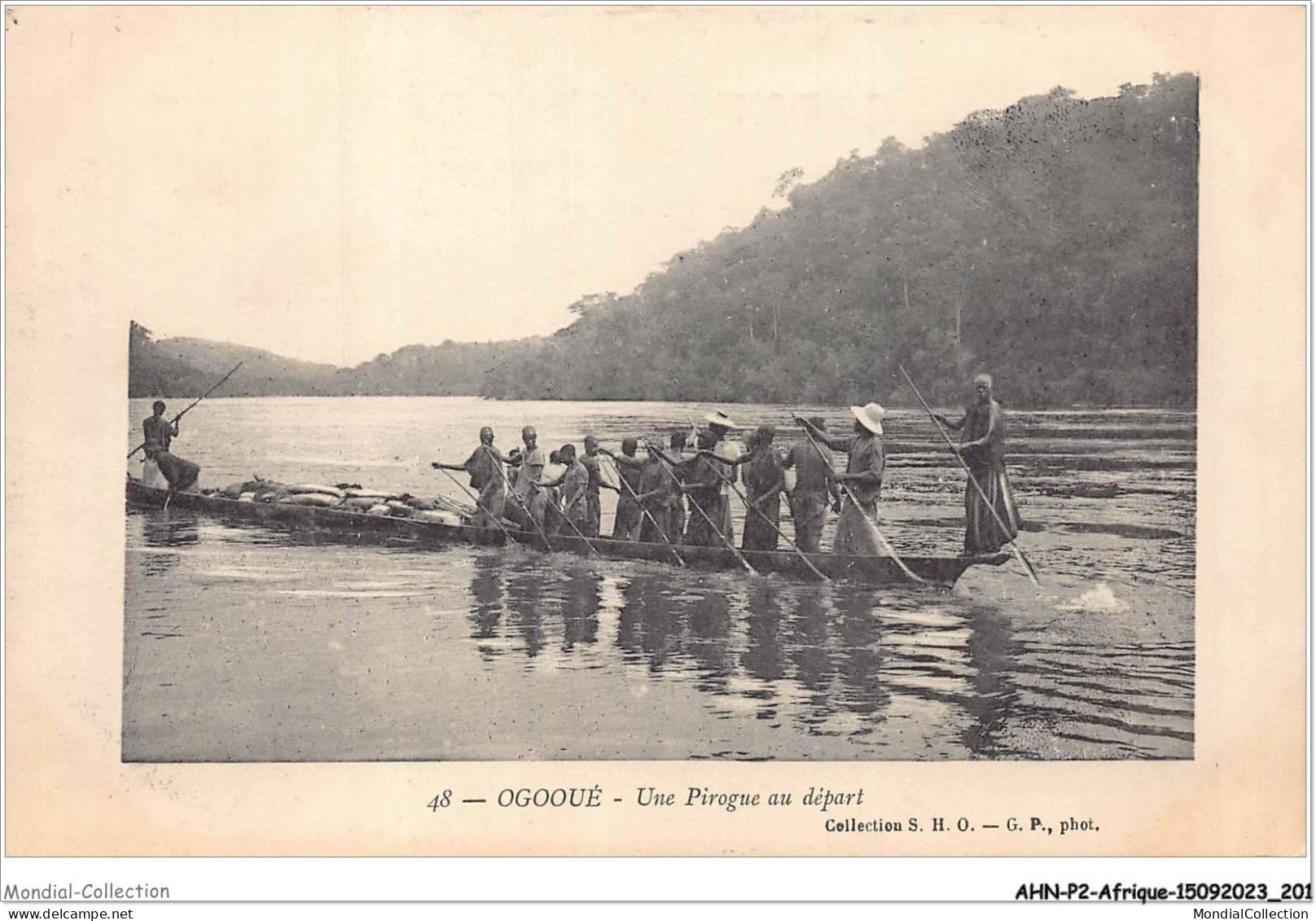 AHNP2-0228 - AFRIQUE - OGOOUE - Une Pirogue Au Départ  - Unclassified