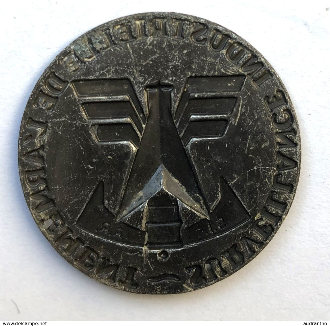 Médaille ? Jeton ? SIAR Surveillance Industrielle De L'armement 1966-1968 - France