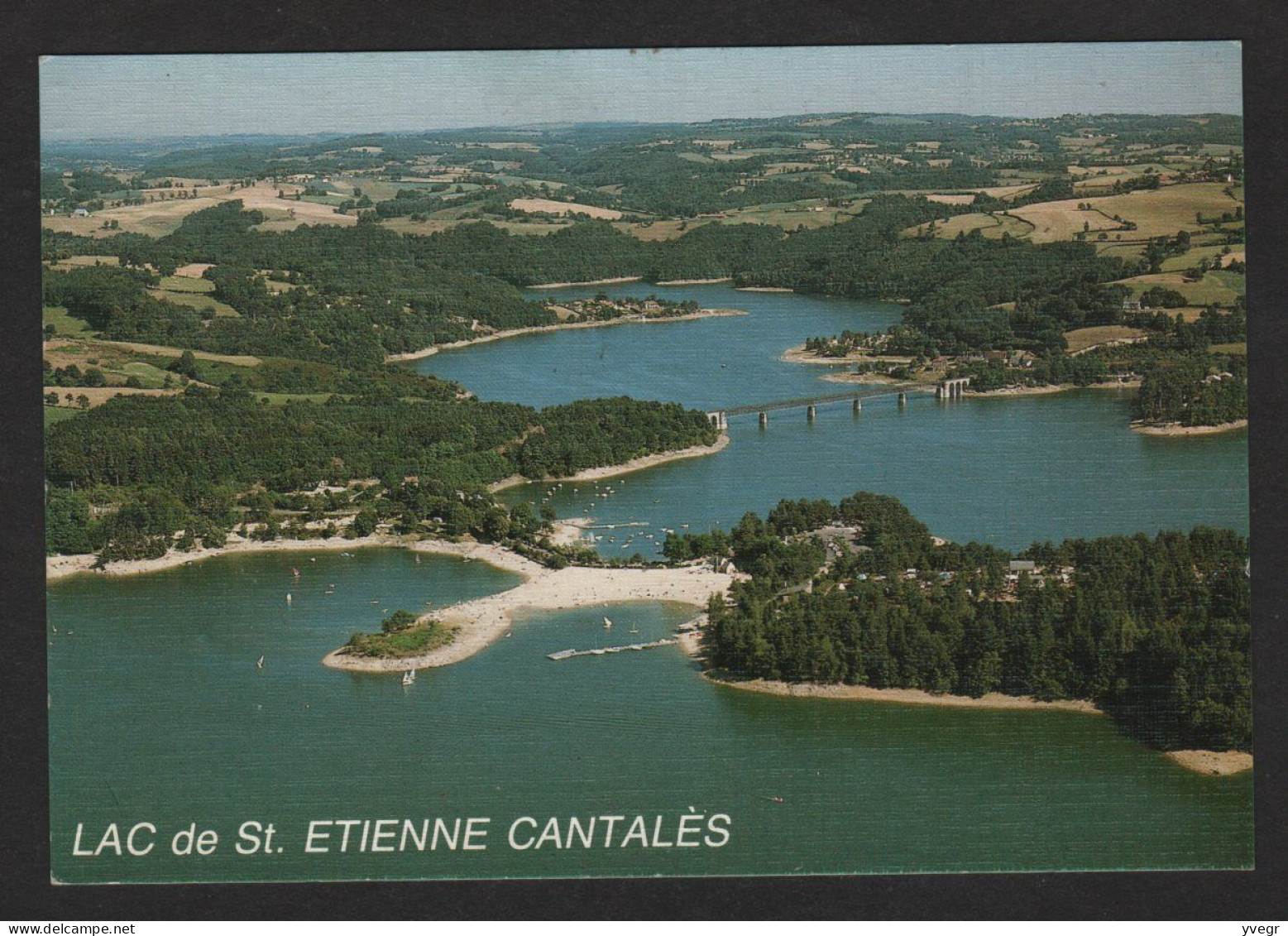 Lac De St-ETIENNE-CANTALES (15 Cantal) Presqu'île Du PUECH Des OUILHES, Vue Aérienne Des Plages Et Du Port - Other & Unclassified