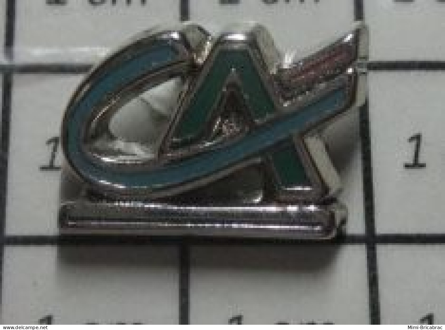 513H Pin's Pins / Beau Et Rare : Thème BANQUES / CREDIT AGRICOLE Mini Pin's LOGO ANNEES 90 - Banken