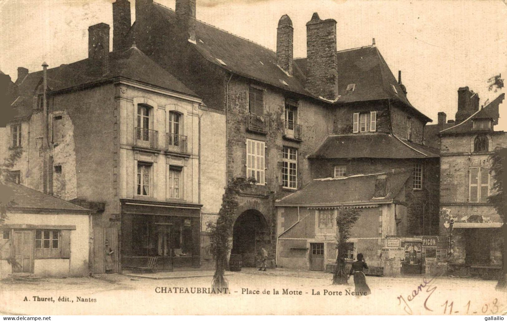 CHATEAUBRIANT PLACE DE LA MOTTE LA PORTE NEUVE - Châteaubriant