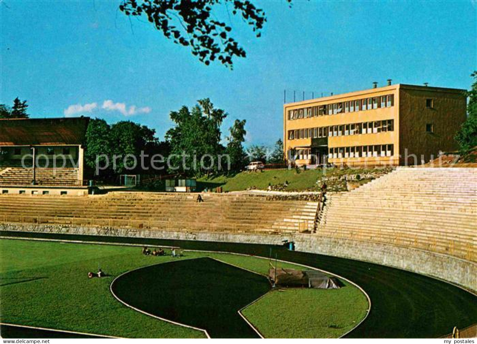 72687246 Jablonec Nad Nisou Kryta Sportovni Hala Na Stadionu Stelnice Jablonec N - Czech Republic