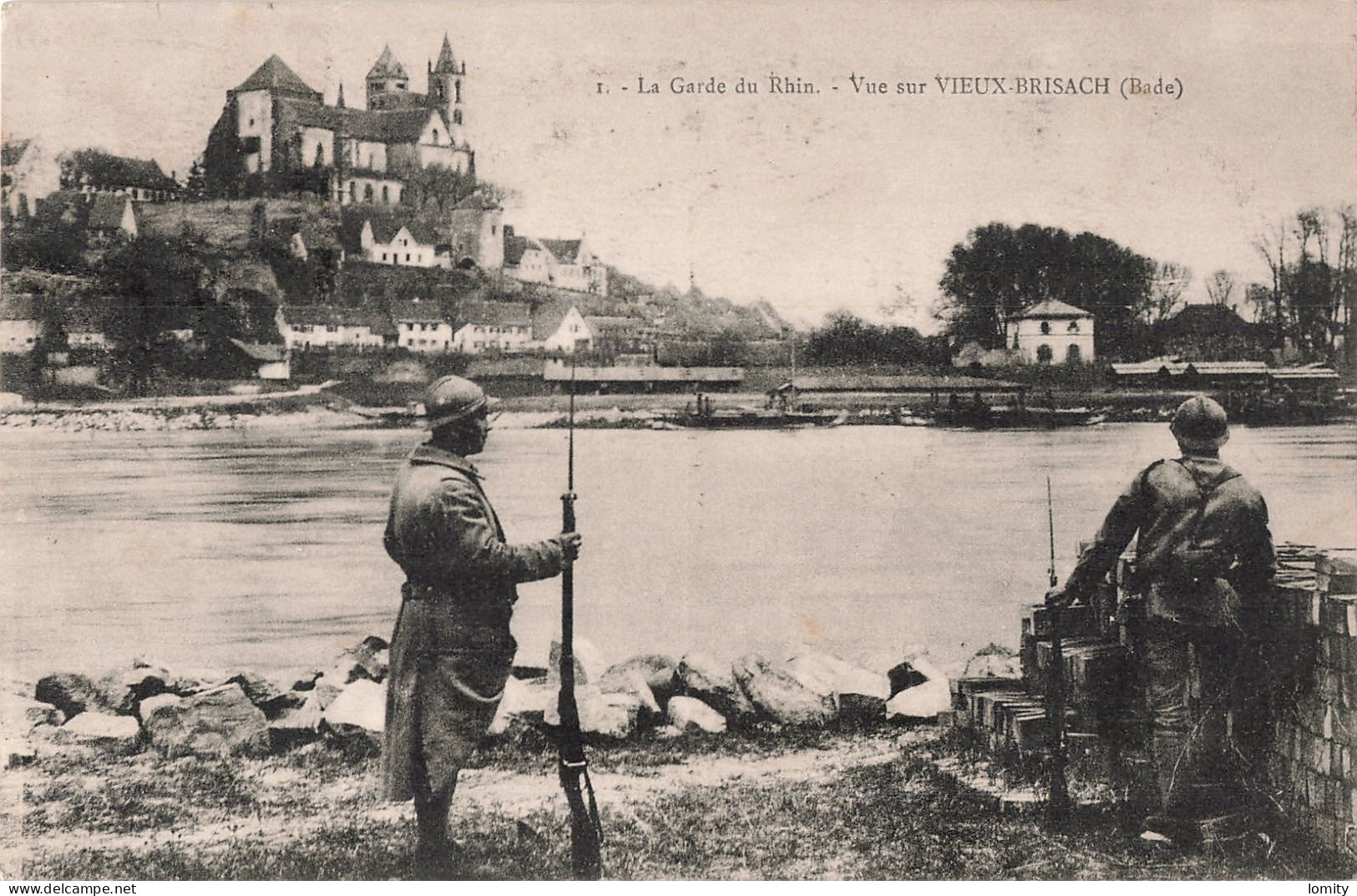 68 Neuf Brisach La Garde Du Rhin Vue Sur Vieux Brisach CPA Cachet Daguin , Soldat Militaire Soldats - Neuf Brisach