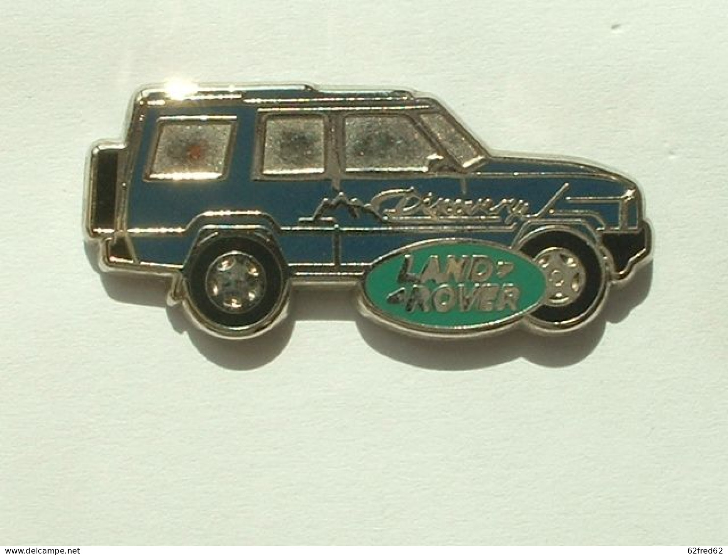 Pin's AUTOMOBILE LAND ROVER - DISCOVERY  - SIGNE SOFREC - Sonstige & Ohne Zuordnung