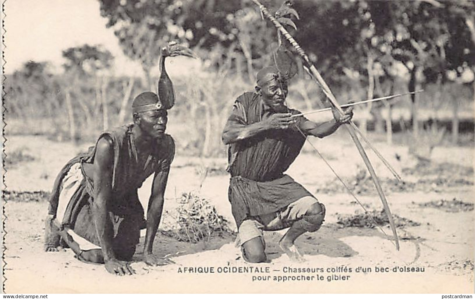 Niger - Chasseurs à L'arc Coiffés D'un Bec D'oiseau Pour Approcher Le Gibier - Ed. Labitte  - Níger